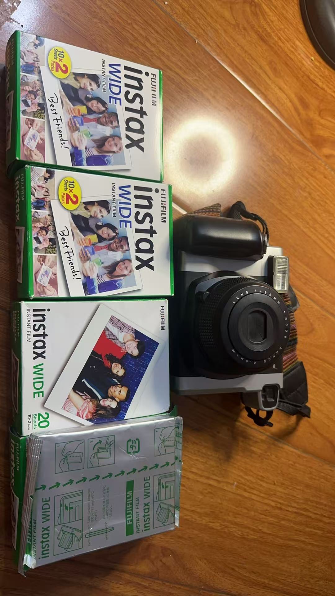 [Product=Camera][Brand=FUJIFILM][Model=instax WIDE 300][Date=20250711][MD5=8eb370dcb608e672816e1e8d307a48de].jpg