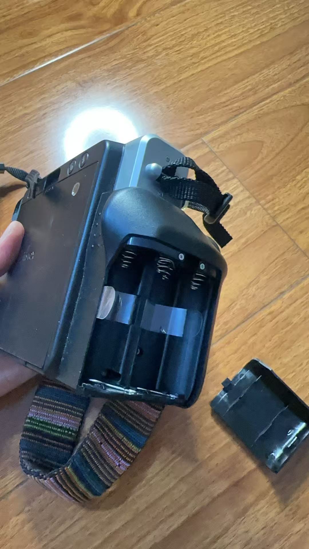 [Product=Camera][Brand=FUJIFILM][Model=instax WIDE 300][Date=20250711][MD5=25ce815e99d7ad6f893152a5294051c9].jpg