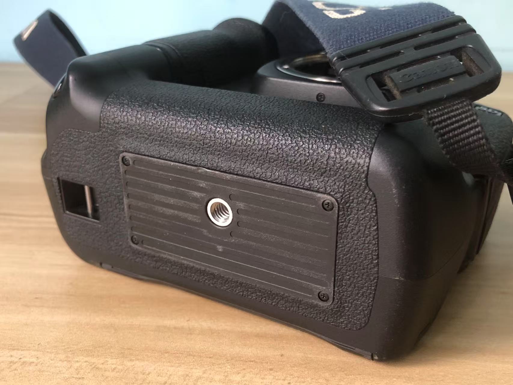 [Product=Camera][Brand=Canon][Model=EOS 5D Mark II][Date=20250617][MD5=5430ff056c05d3d1781e27582a60c717].jpg