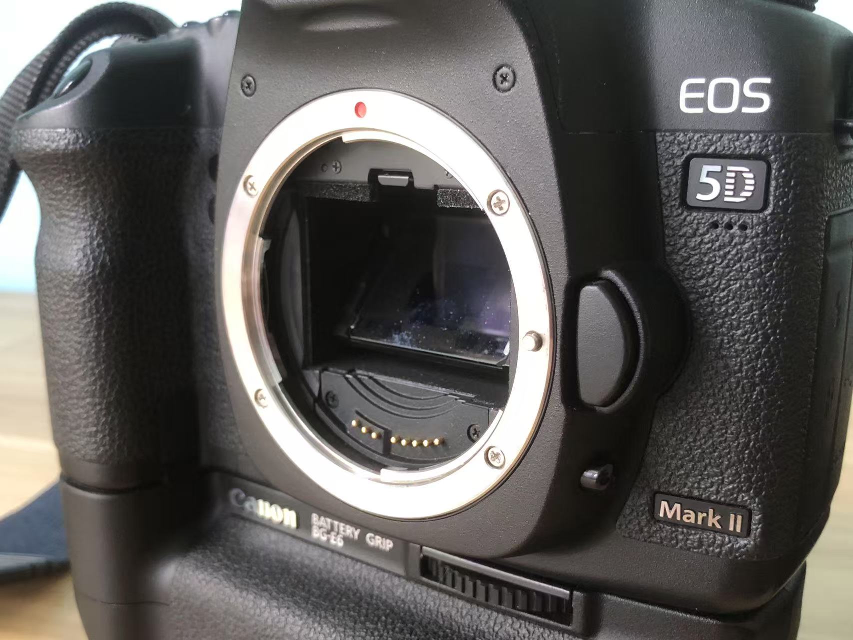 [Product=Camera][Brand=Canon][Model=EOS 5D Mark II][Date=20250617][MD5=567322cfa07f03c0cef11ca9d23cc5c4].jpg