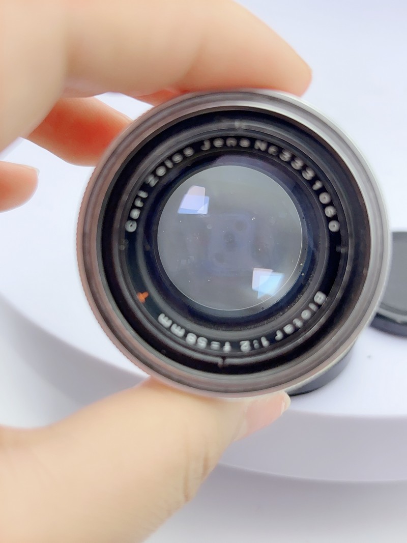 [Product=Lens][Brand=Carl Zeiss Jena][Model=Biotar 58mm F2][FocalLength=58][MaxAPT=2][Mount=M42][SN=3331060][Frame=135][Date=20250626][MD5=42475d45f70723389fa829f97f20877a].jpg