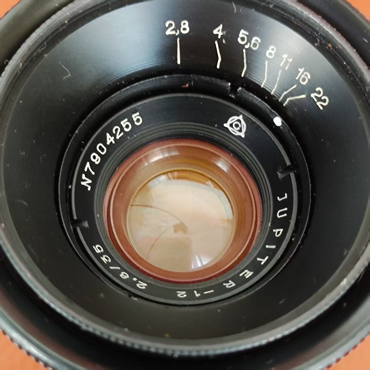 [Product=Lens][Brand=KMZ][Model=JUPITER-12][FocalLength=35][MaxAPT=2.8][SN=7904255][Frame=135][Date=20250622][MD5=7cf14f1f3942ec21a052c360d75f510f].jpg