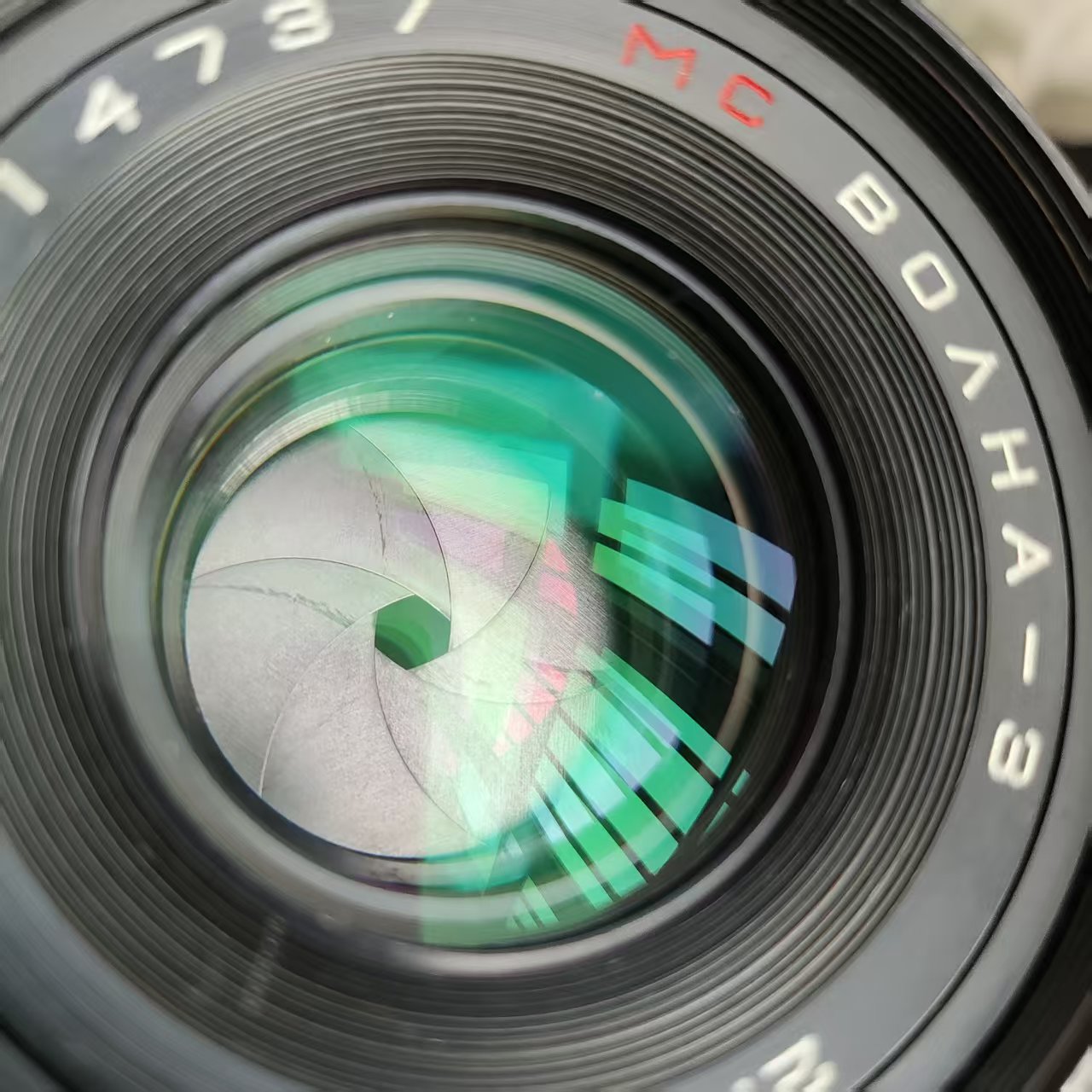 [Product=Lens][Brand=KMZ][Model=MC ВОЛНА-3 80mm F2.8][FocalLength=80][MaxAPT=2.8][SN=8614737][Frame=120][Date=20250627][MD5=4f0a9fbb33029a08be5a686d6a274e40].jpg