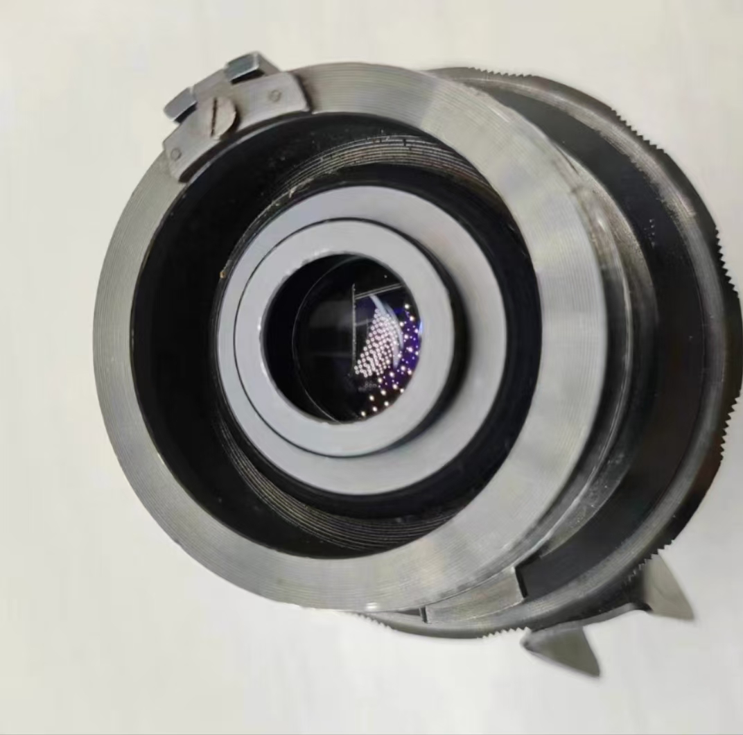 [Product=Lens][Brand=LOMO][Model=OKC 2-75-1][FocalLength=75][MaxAPT=2.8][SN=02116][Date=20250629][MD5=a995ebe3bd839b93282c0c63a199096d].jpg