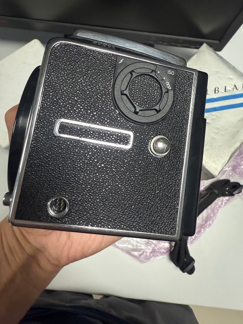 [Product=Camera][Brand=HASSELBLAD][Model=503CX][SN=11ES13941][Date=20250718][MD5=d93228d27db848e0253cb9f4a7506d91].jpg