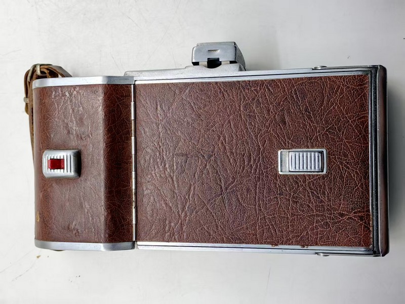 [Product=Camera][Brand=Polaroid][Model=LAND CAMERA Model 95A][Date=20250725][MD5=f792584724358a68d97e04bc6ba85d38].jpg