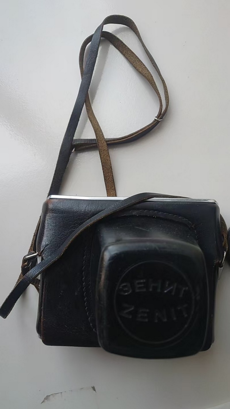 ZENIT TTL[MD5=bc5fb0fc6546309abe06e6d13cb53b62].jpg