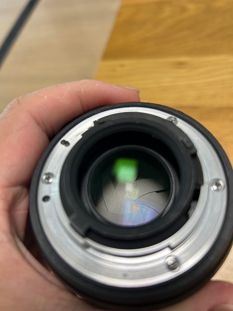 [Product=Lens][Brand=Nikon][Model=AF-S NIKKOR 50mm F1.8 G][FocalLength=50][MaxAPT=1.8][SN=3037100][Date=20250830][MD5=f156fe00bed06321705e0eafbd267cfc].jpg