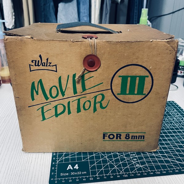 [Product=Movie Editor][Brand=Walz][Model=Movie Editor Model III][Date=20250905][MD5=6cf9f41c704342a32a49d684d168f0e7].jpg
