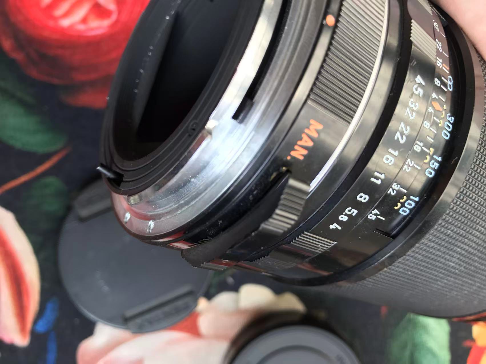 [Product=Lens][Brand=Pentax][Model=Super-Multi-Coated TAKUMAR 6X7 300mm F4][FocalLength=300][MaxAPT=4][Mount=PK 67][SN=8466326][Frame=6x7][Date=20250908][MD5=33ada27c8d6f3ab509ddc2abdd321c78].jpg