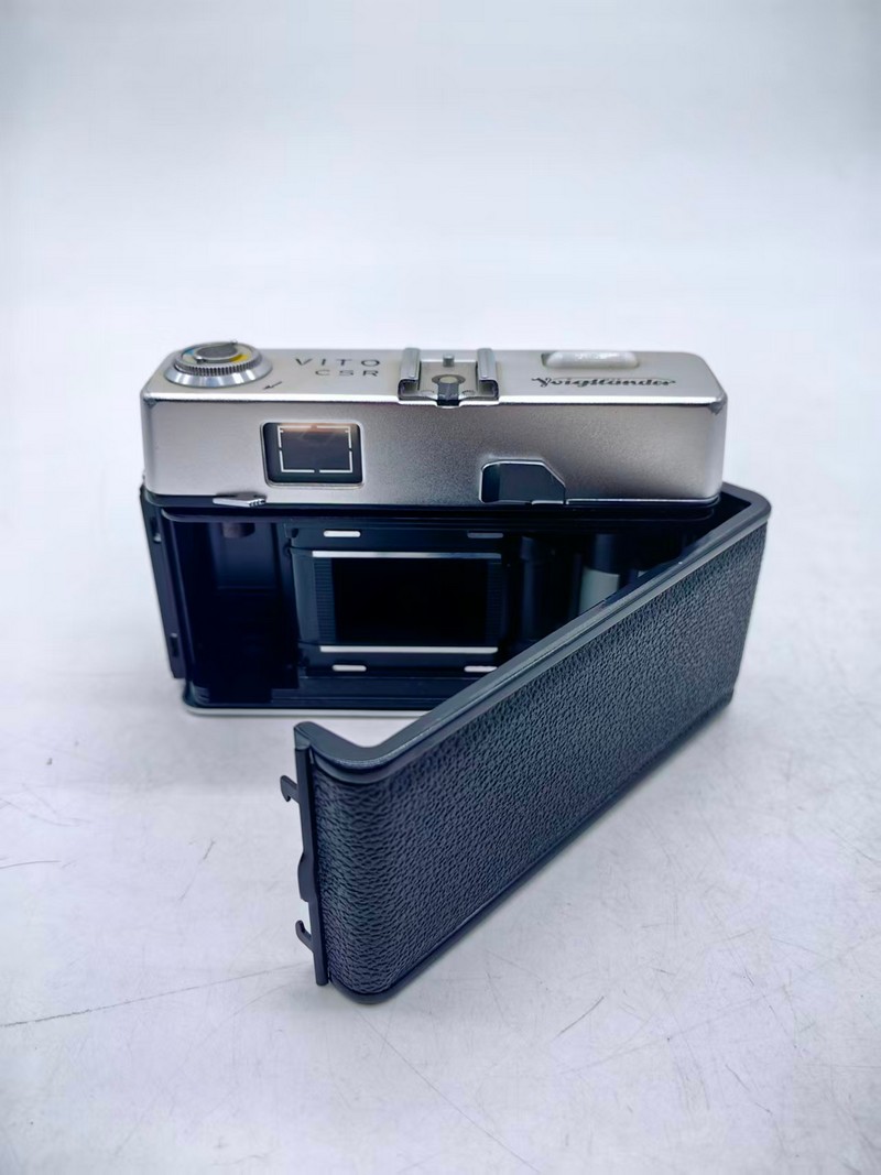 [Product=Camera][Brand=Voigtländer][Model=VITO CLR][Date=20250915][MD5=a6e5e5589d1a11a9613b8b3ac1aa65da].jpg