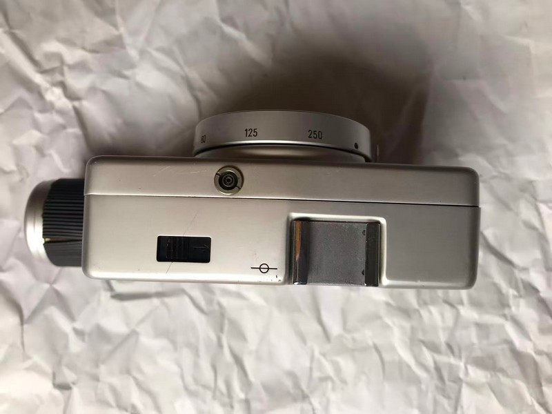 [Product=Camera][Brand=Canon][Model=DIAL 35][SN=279843][Date=20250917][MD5=2a968dde4a4a91f1803c8134024f1ba0].jpg