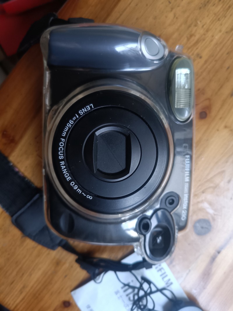 [Product=Camera][Brand=FUJIFILM][Model=instax 210][Date=20250919][MD5=0c8ae9c48b27aa34f14598e43b177d89].jpg