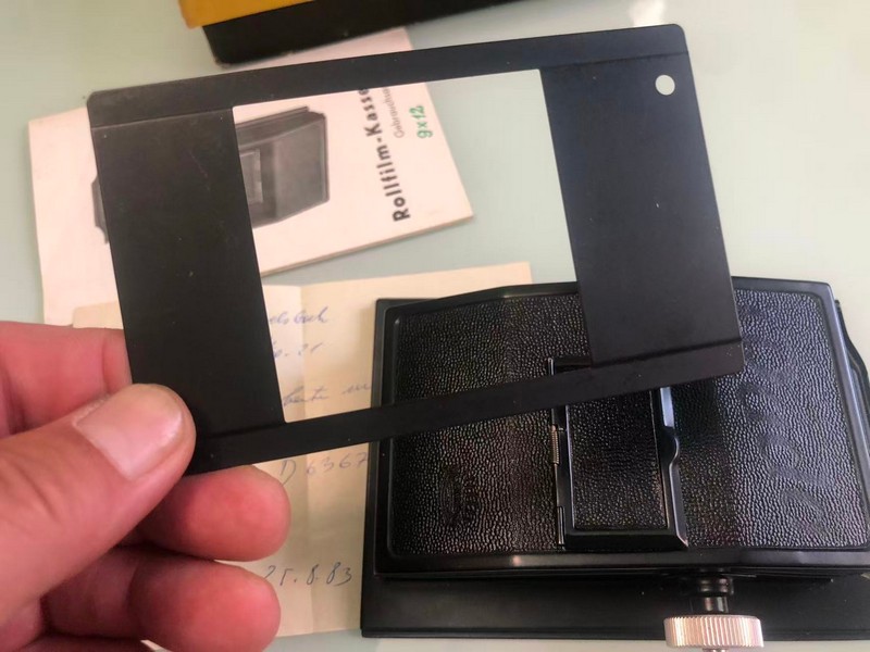 [Product=Film Back][Brand=Rada][Model=Rollfilm-Kassette][Date=20250919][MD5=beb3db5e46b1319411109088fb4c51cc].jpg