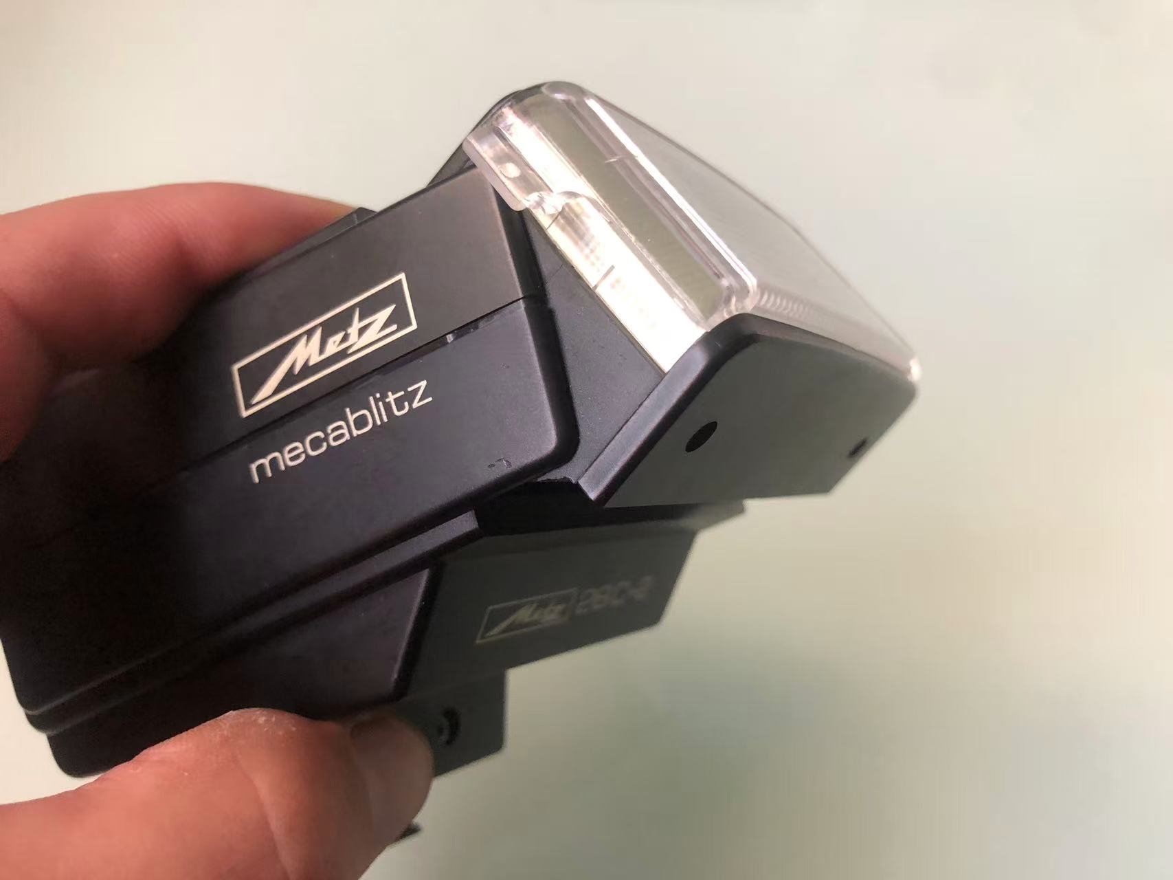 [Product=Flash][Brand=Metz][Model=MECABLITZ 28 C-2][Date=20250924][MD5=9601dab25efeb07bc2f2e9239f72201b].jpg