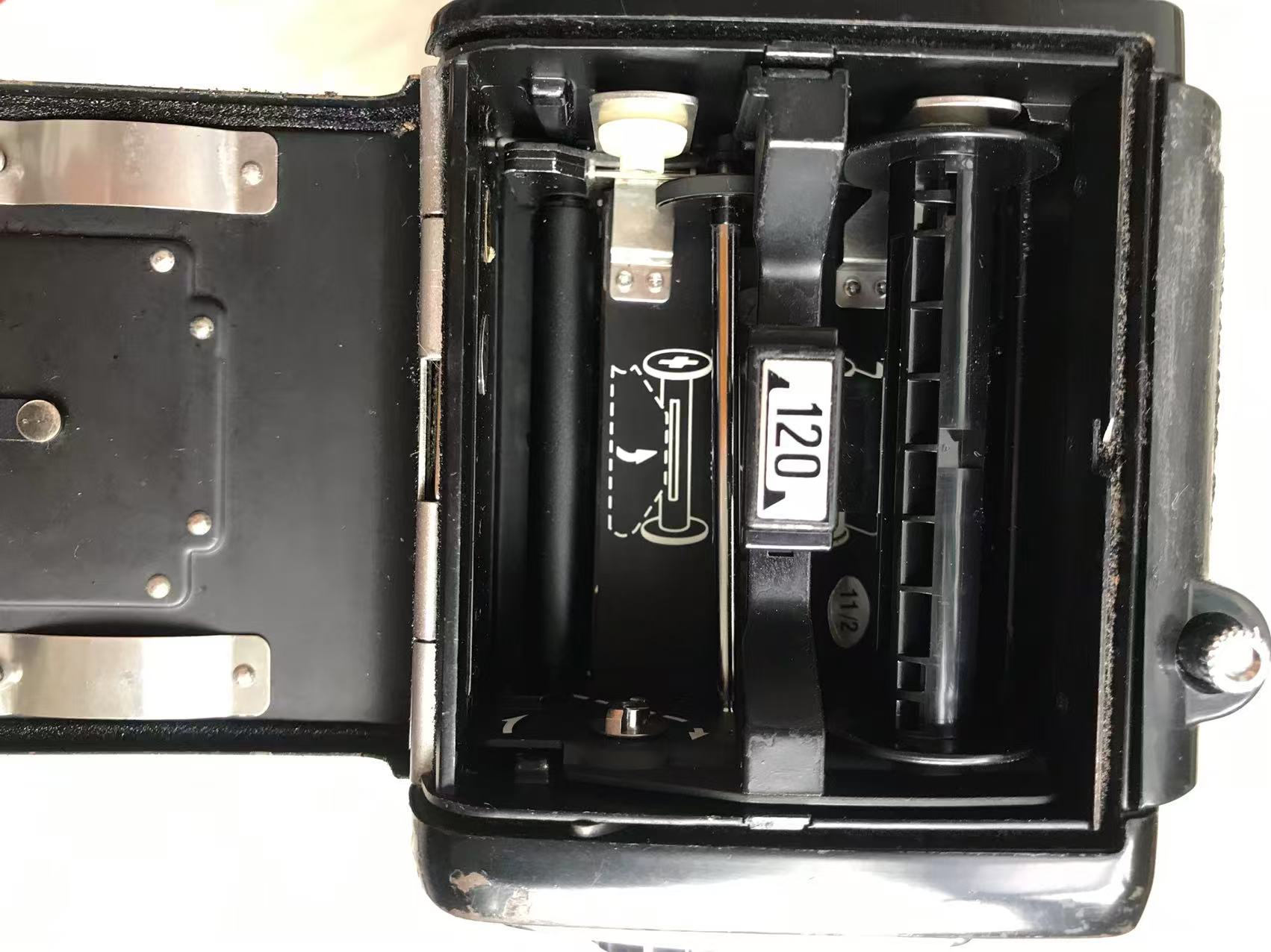[Product=Camera][Brand=Mamiya][Model=M645][SN=J101859][Date=20250927][MD5=8cb1f0bdad9200911f77ac65d1a9ade1].jpg