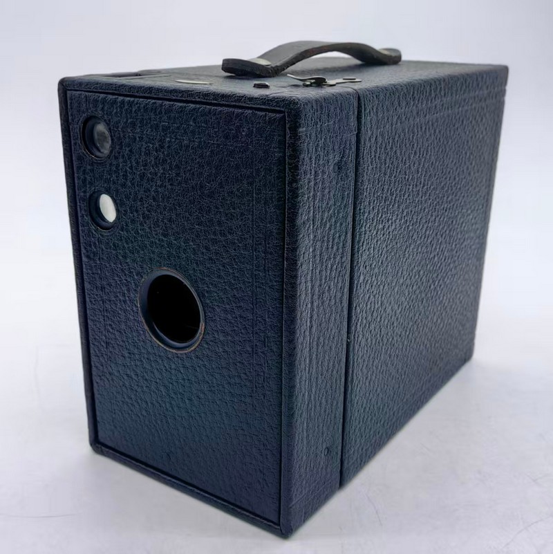 [Product=Camera][Brand=Kodak][Model=No.2A BROWNIE CAMERA][Date=20251010][MD5=43401b64af4b94474ee15498ed89c62e].jpg