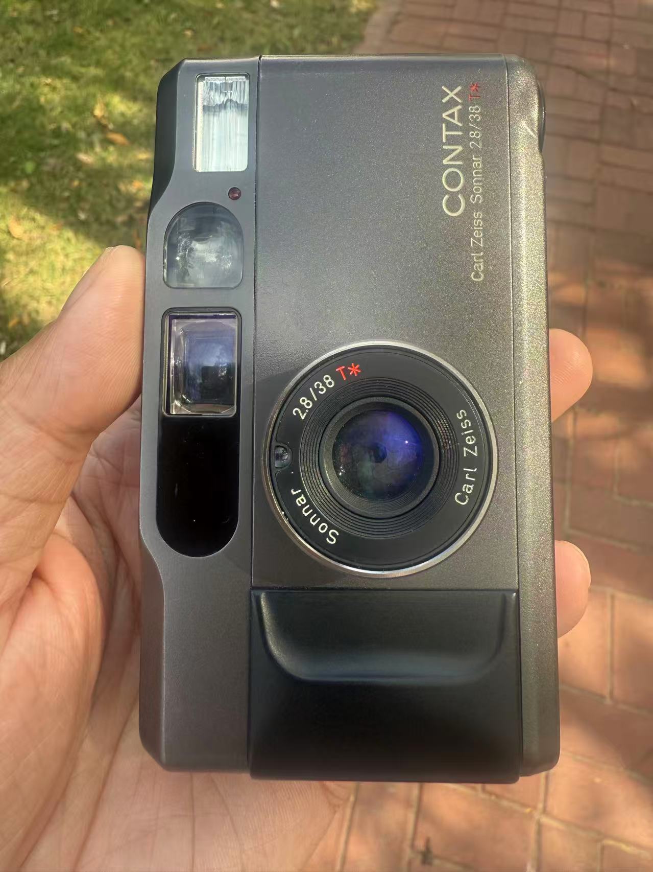 [Product=Camera][Brand=CONTAX][Model=T2][SN=167658][Date=20261020][MD5=02acf8349694944973342ea9f8f299fa].jpg