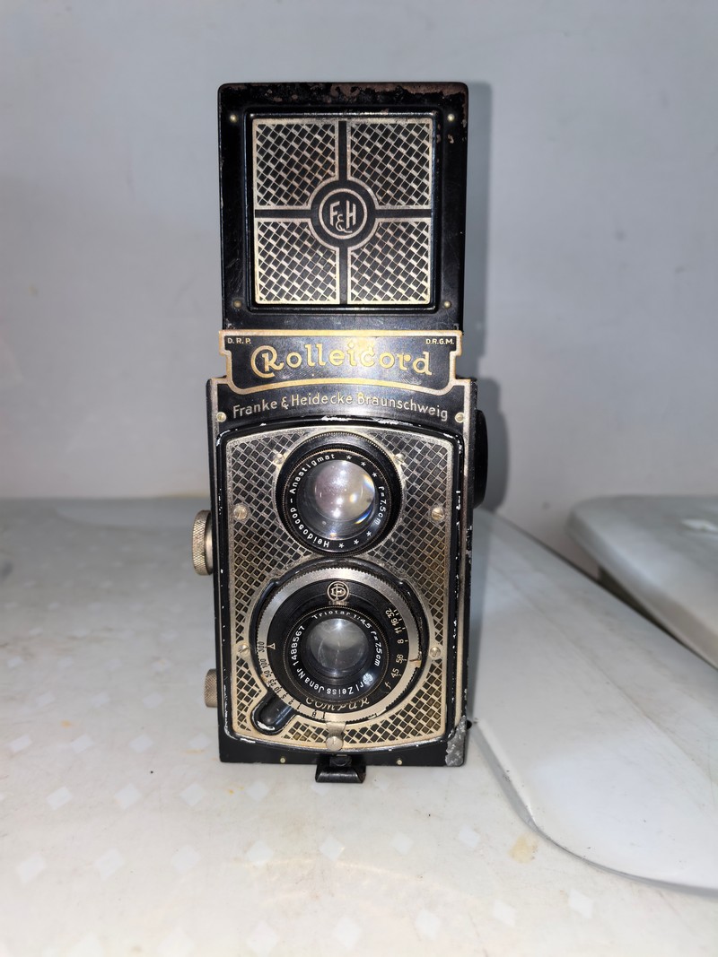[Product=Camera][Brand=Rollei][Model=Rolleicord Art][Date=20250708][MD5=8ac7fb9aea836bc564953f6cbc7a0b07].jpg