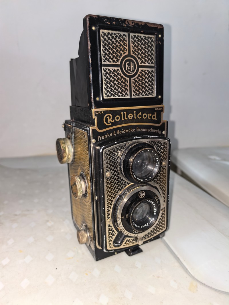 [Product=Camera][Brand=Rollei][Model=Rolleicord Art][Date=20250708][MD5=75e7b583d802a4148ddf4aff76980233].jpg