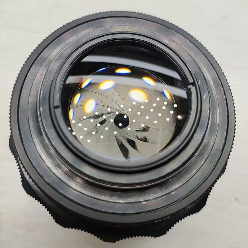 [Product=Lens][Brand=KMZ][Model=JUPITER-9][FocalLength=85][MaxAPT=2][Mount=M42][SN=7601142][Frame=135][Date=20250713][MD5=9c45813cfd8a1540f28ee5b38843d4ef].jpg