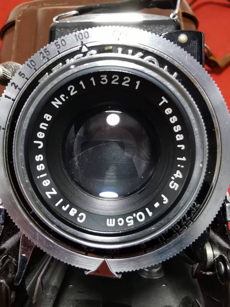 [Product=Camera][Brand=Zeiss Ikon][Model=Ikonta 521_2][Date=20250719][MD5=95e98d2f4a122b6b1048411df228190b].jpg