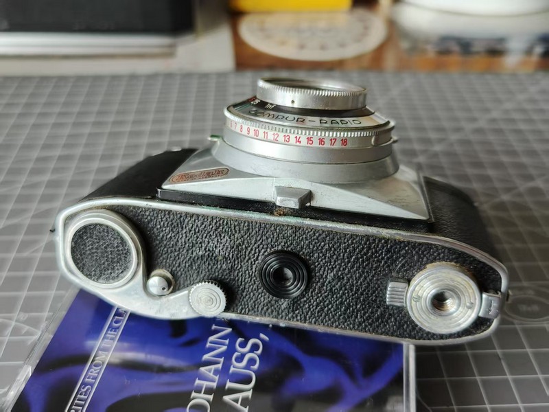 [Product=Camera][Brand=Kodak][Model=Retinette][SN=836121][Date=20250724][MD5=2e9618ccfad7324bab2f9328ceafd2d9].jpg