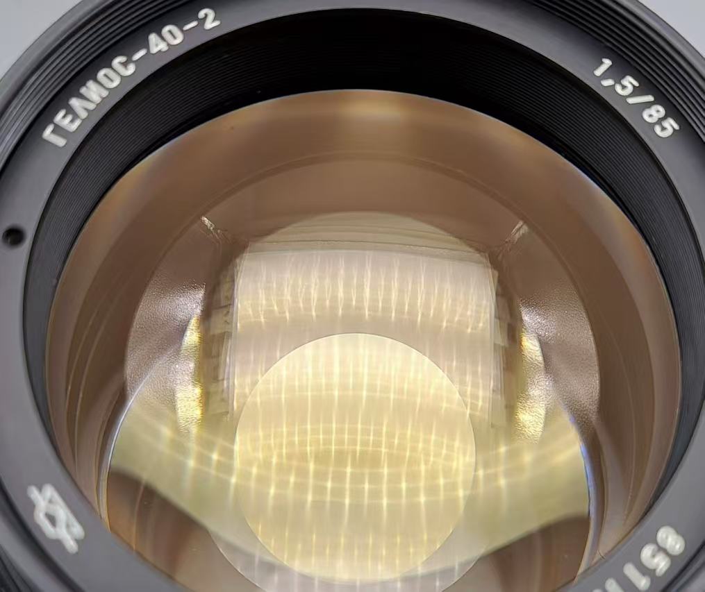 [Product=Lens][Brand=KMZ][Model=ГЕЛИОС-40-2][FocalLength=85][MaxAPT=1.5][Mount=M42][SN=851126][Frame=135][Date=20241123][MD5=85a6f48fc301f0c216c3f4769d9f556a].jpg