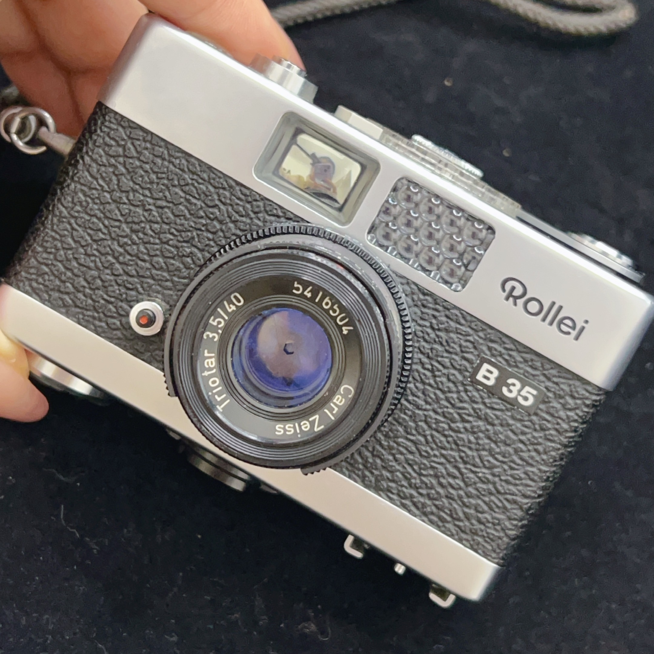 [Product=Camera][Brand=Rollei][Model=B 35][Date=20241123][MD5=7ecbaa7964da80945cc9ae3a9dc876a2].jpg