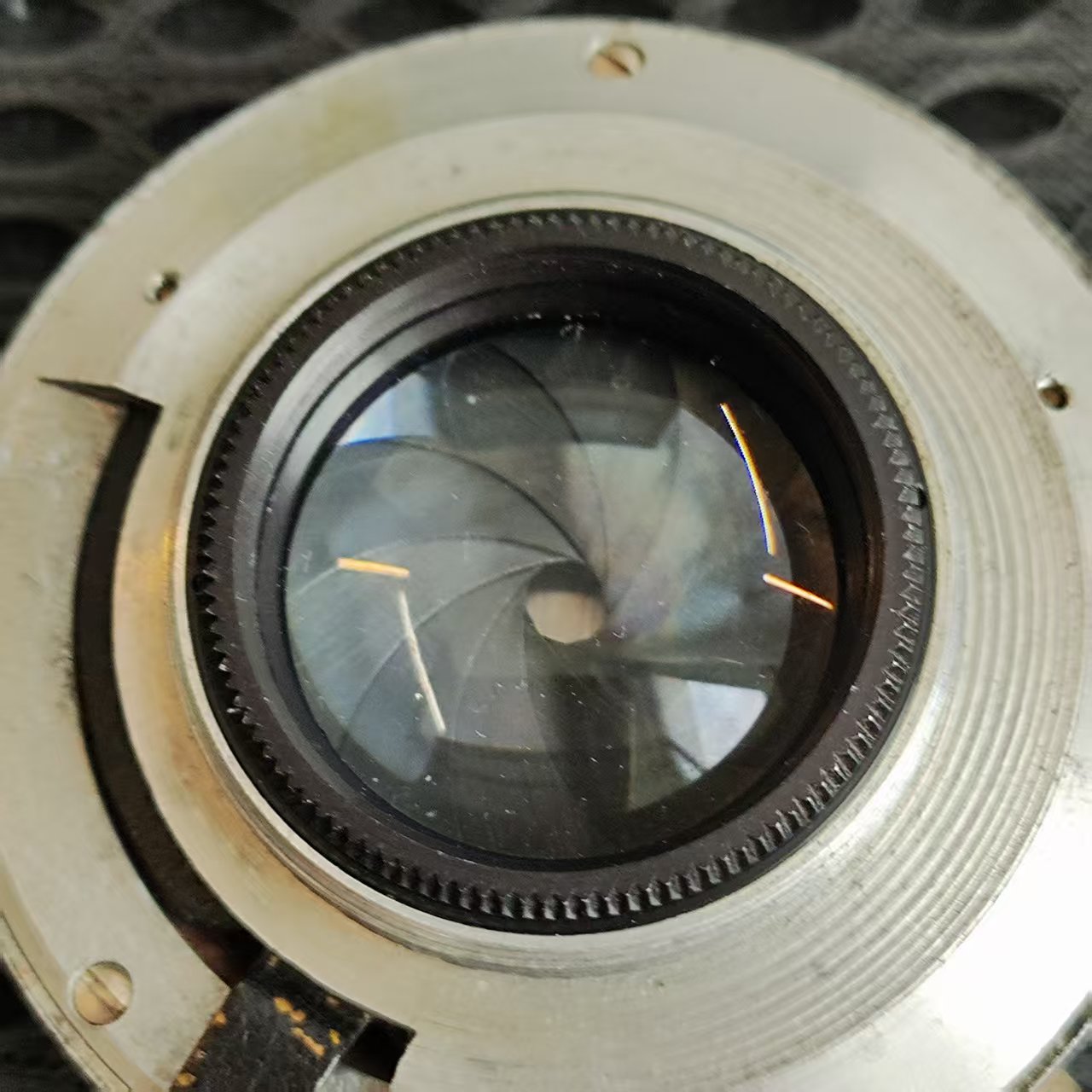 [Product=Lens][Brand=Mayer-Optik][Model=Trioplan 75mm F2.9][FocalLength=75][MaxAPT=2.9][SN=1156494][Date=20260826][MD5=996d5fa3d0720b627ee51542da43856a].jpg
