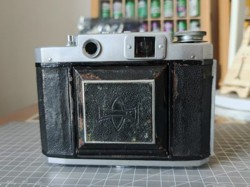 [Product=Camera][Brand=MAMIYA][Model=MAMIYA-6][Date=20250831][MD5=c8e5e1025f4871e184368486f88ab93c].jpg
