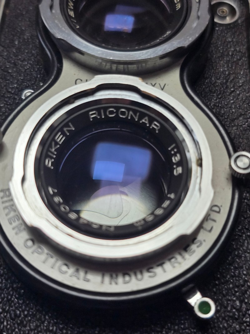 [Product=Camera][Brand=Ricoh][Model=RICOHFLEX][SN=25107][Date=20250911][MD5=7eb0570c9c54bde092de5e225f54625f].jpg