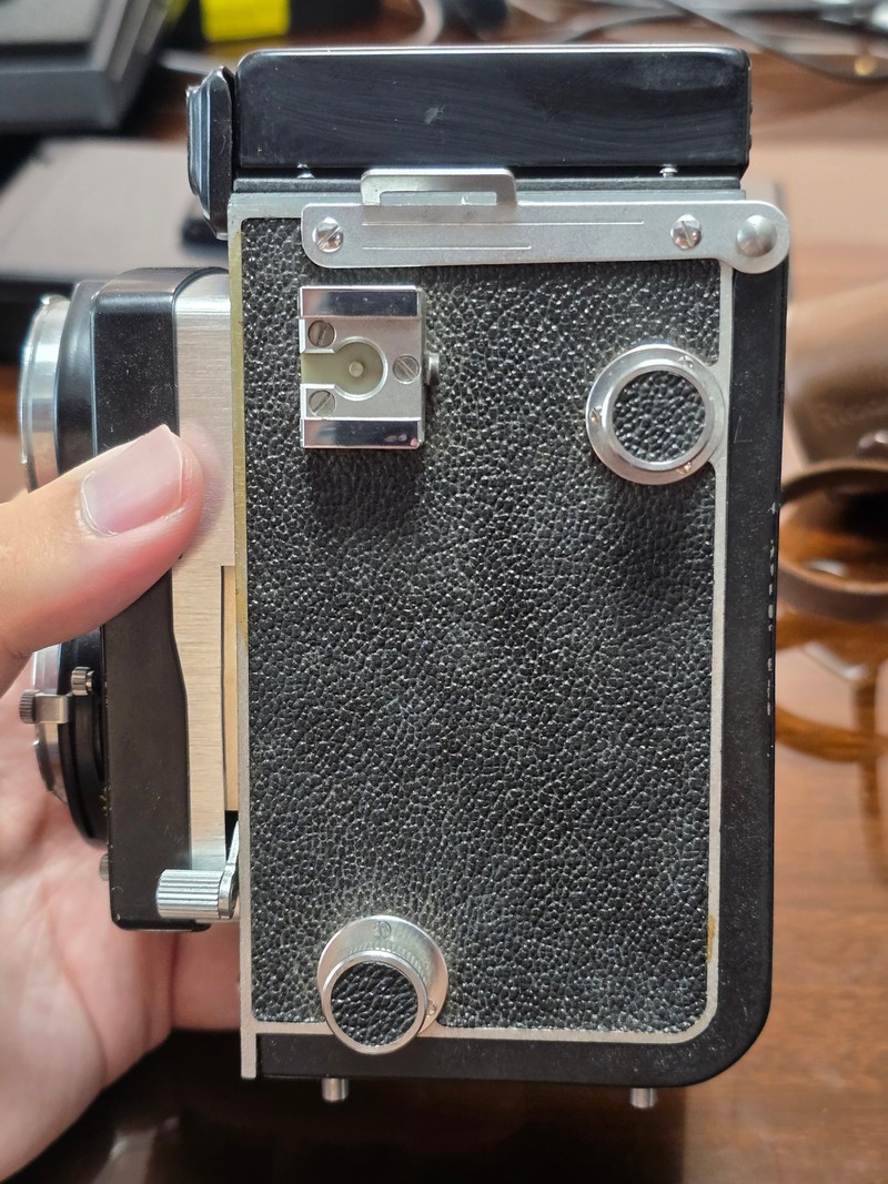 [Product=Camera][Brand=Ricoh][Model=RICOHFLEX][SN=25107][Date=20250911][MD5=bf8e49bb39470e772b11e0aa78f3600c].jpg