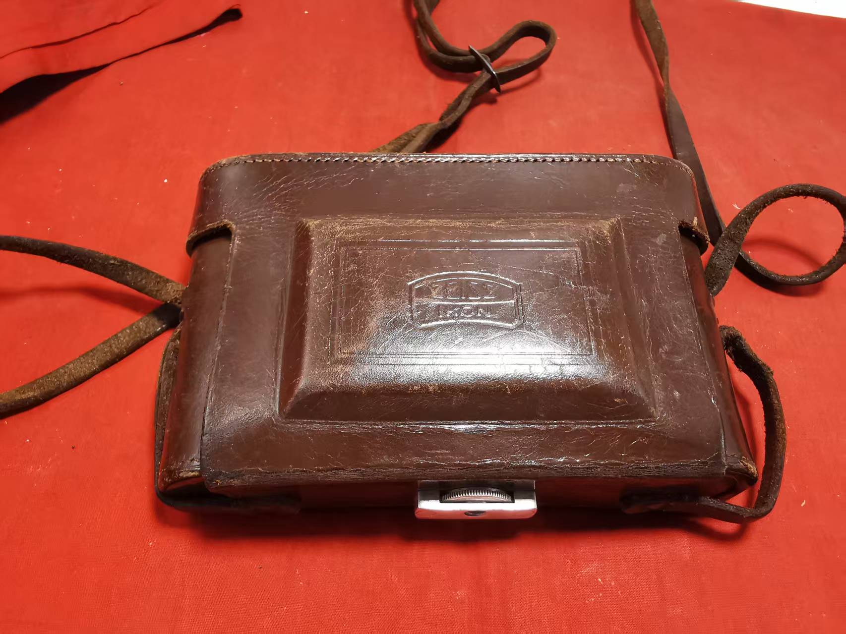 [Product=Camera][Brand=Zeiss Ikon][Model=531_2][Date=20250802][MD5=094766103a656b266011d5b3c872554e].jpg