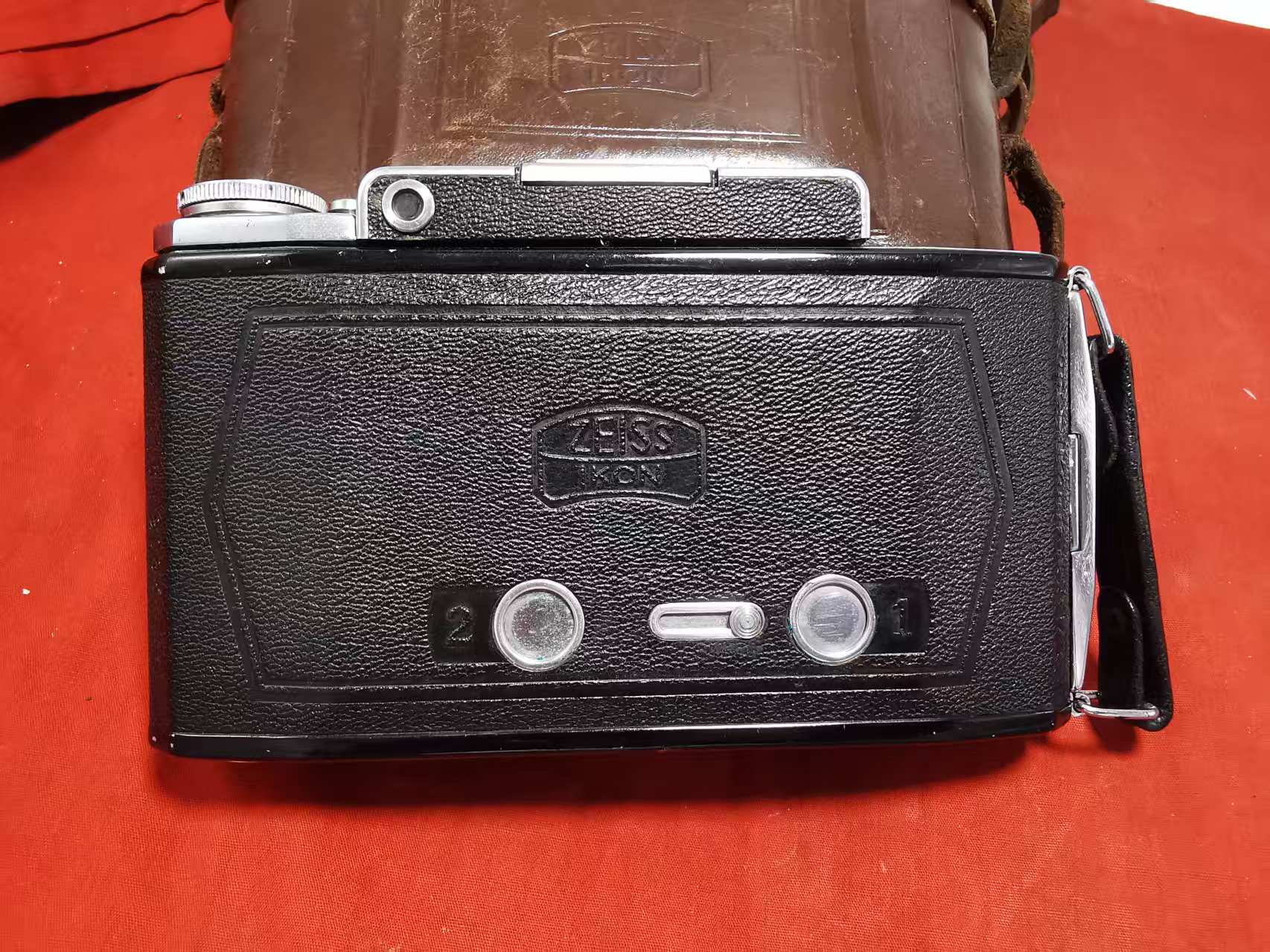 [Product=Camera][Brand=Zeiss Ikon][Model=531_2][Date=20250802][MD5=d6a92b8cf8f345637a413812fdc6afdf].jpg