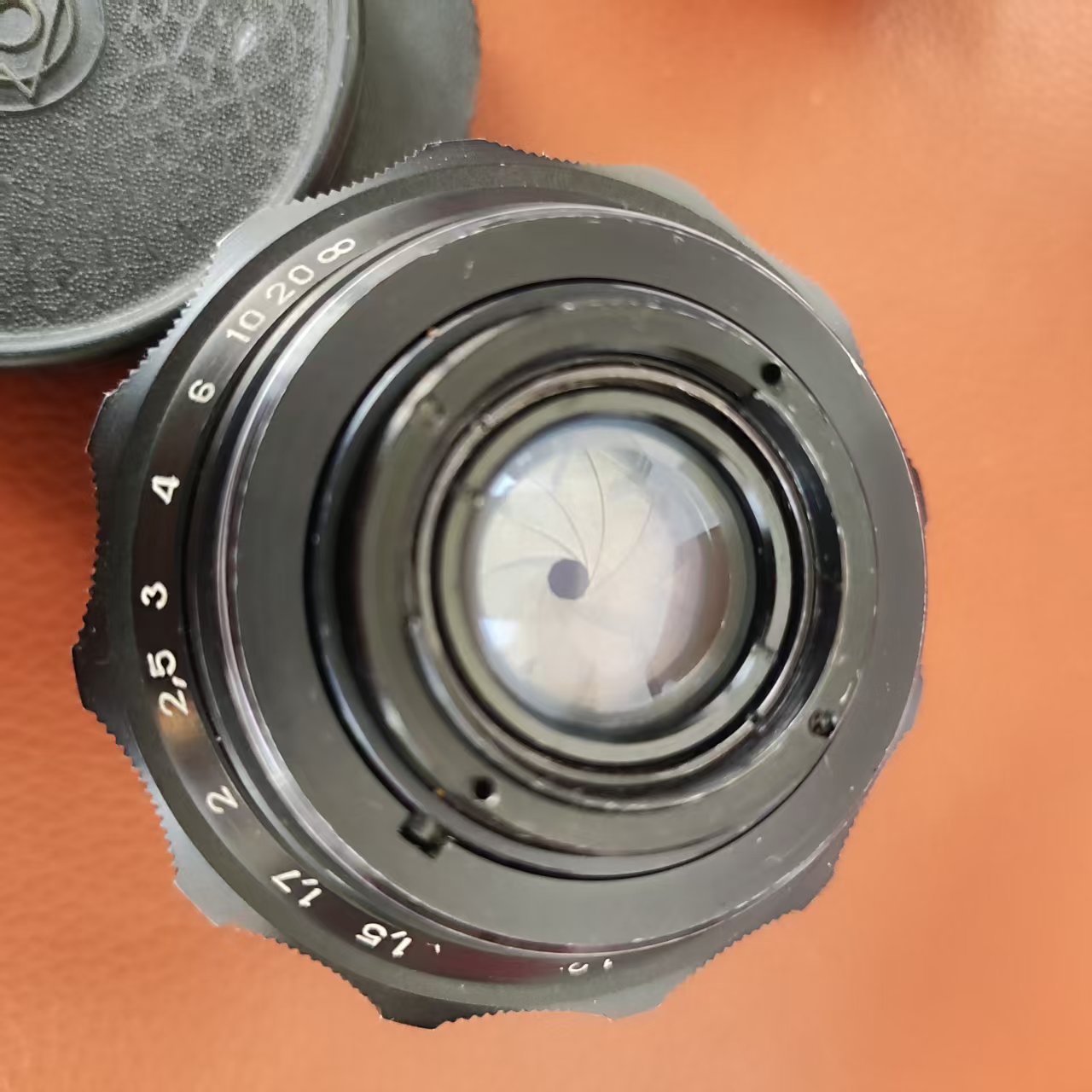 [Product=Lens][Brand=KMZ][Model=МИР-1В][FocalLength=37][MaxAPT=2.8][Mount=M42][SN=87022000][Frame=135][Date=20250806][MD5=4a680d4a69de4443246b590c672d1e8f].jpg