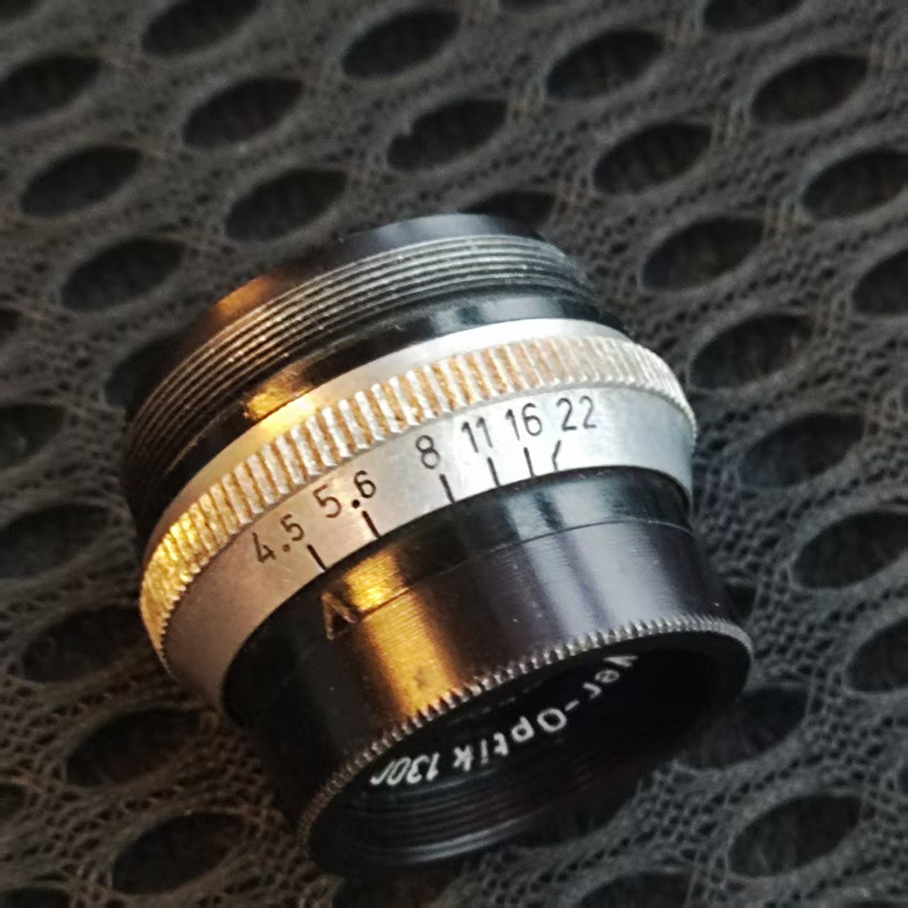 [Product=Lens][Brand=Meyer-Optik][Model=Diaplan][FocalLength=55][MaxAPT=4.5][SN=1300697][Date=20250808][MD5=dd08c1d2083296263eeec57825cc218f].jpg