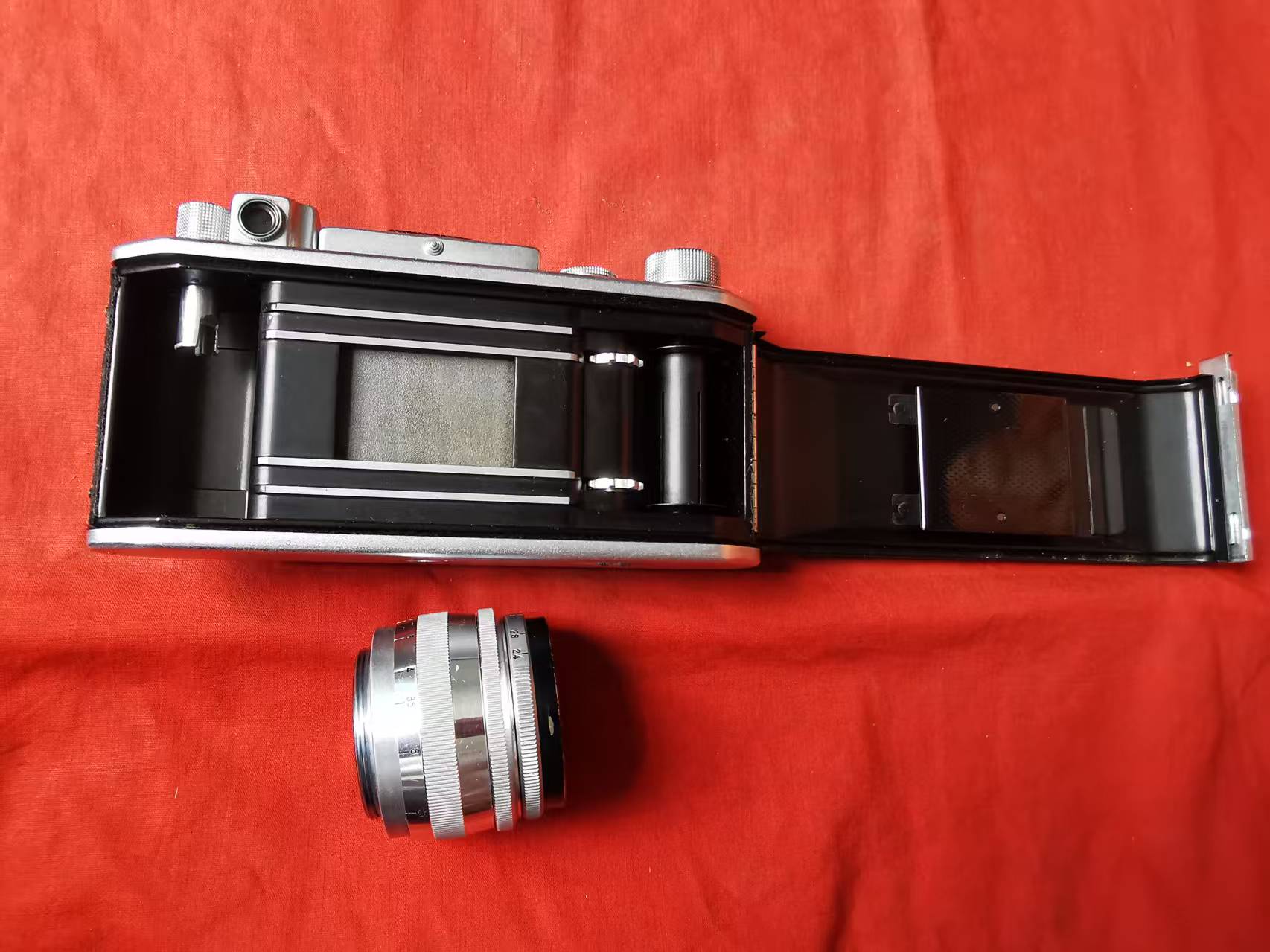 [Product=Camera][Brand=Pentax][Model=Asahiflex][SN=62888][Date=20250809][MD5=026d37bd1f2f26d38591e823f4a7768c].jpg
