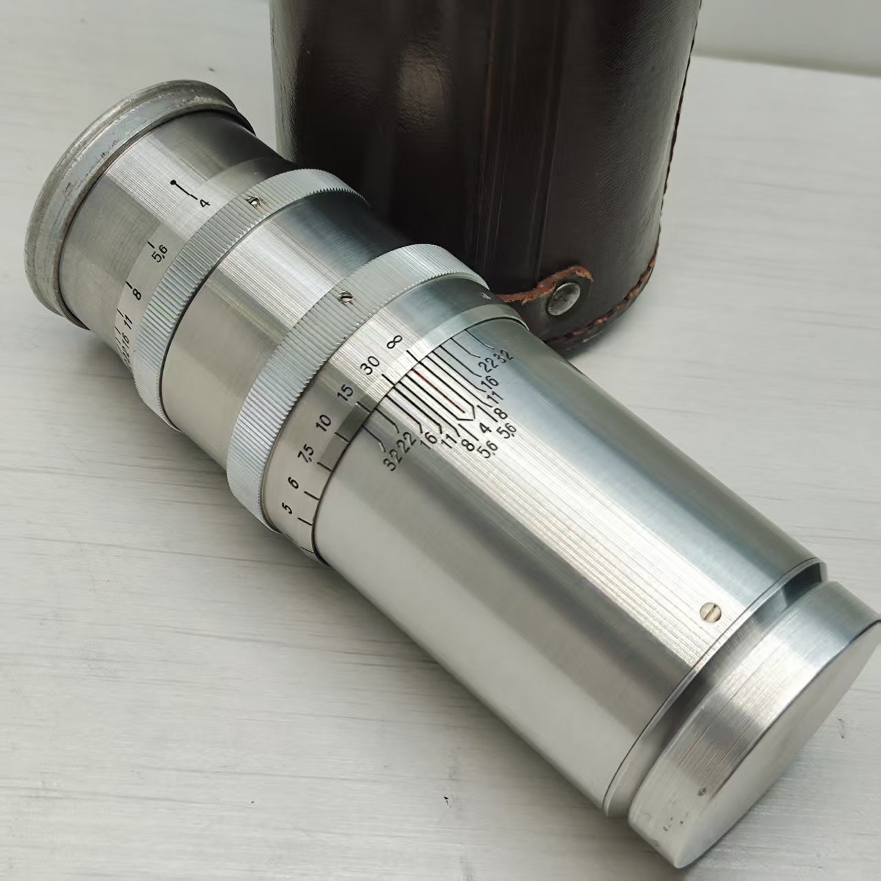 [Product=Lens][Brand=Carl Zeiss Jena][Model=Triotar 135mm F4][FocalLength=135][MaxAPT=4][Mount=M39][SN=2830470][Frame=135][Date=20250816][MD5=5bfe0daaeffbb8946920baf0a57ff3be].jpg