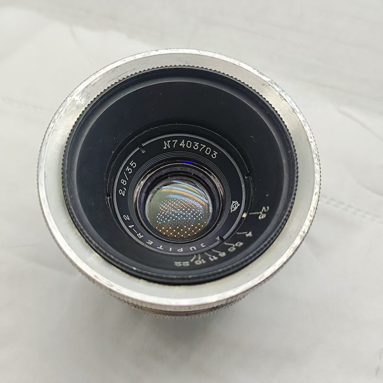 [Product=Lens][Brand=KMZ][Model=JUPITER-12][FocalLength=35][MaxAPT=2.8][Mount=L39][SN=7403703][Frame=135][Date=20250816][MD5=3d19234f887a39cb6ee1a6bdabca9d3c].jpg