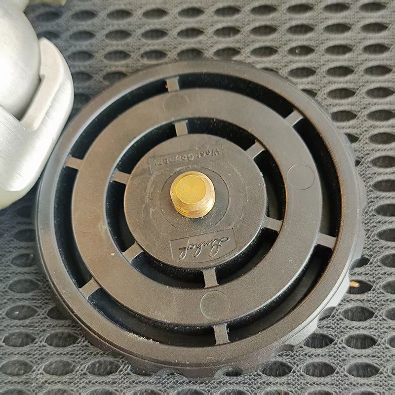 [Product=Tripod Head][Brand=Linhof][Date=20250821][MD5=bf0b4ef2727714640d06ca56fe8864e3].jpg