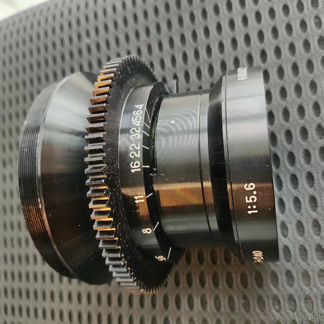 [Product=Lens][Brand=ЛОМО][Model=РФ-240][FocalLength=240][MaxAPT=5.6][SN=880027][Date=20250821][MD5=08ab8281c074318b4a7e9cb9df10597d].jpg