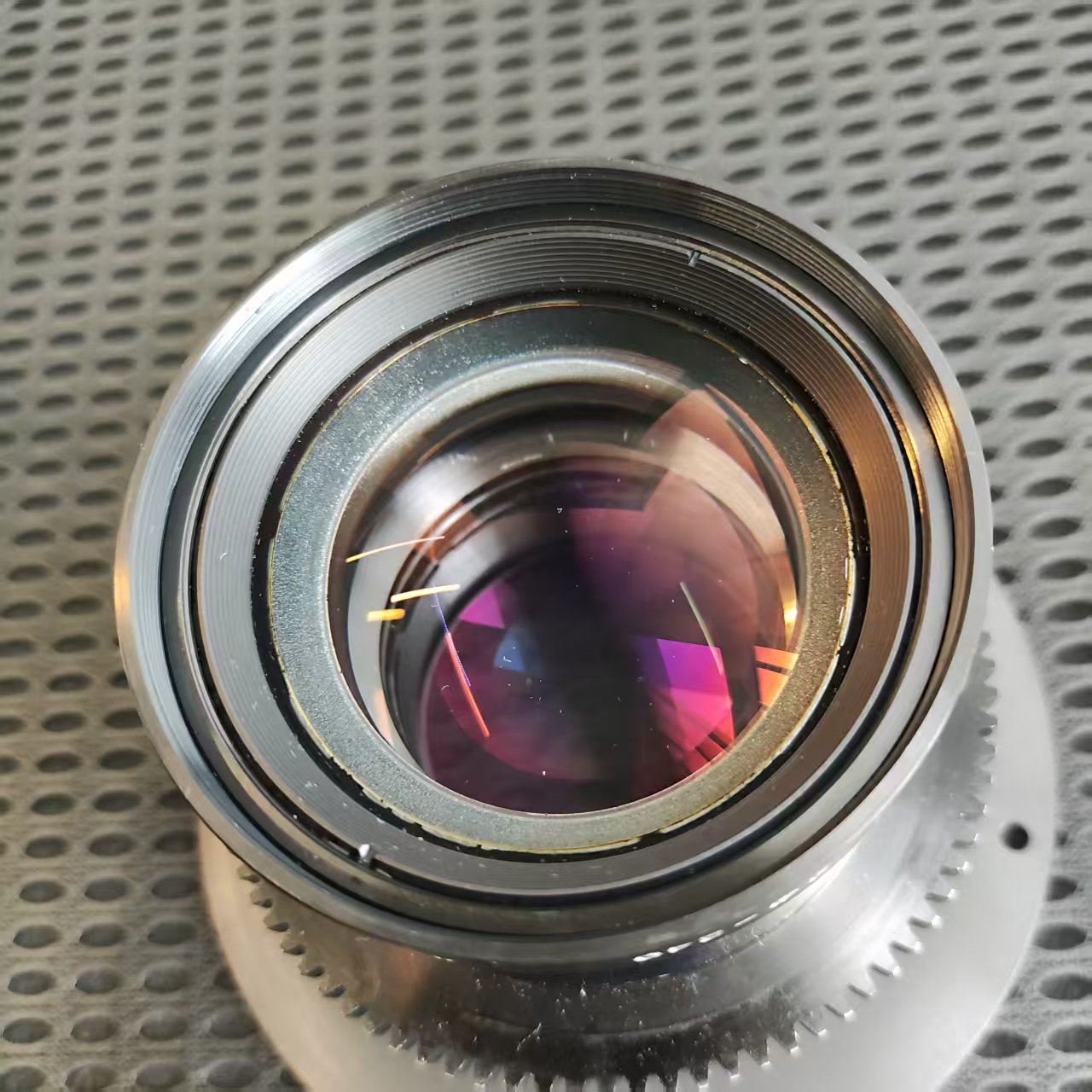 [Product=Lens][Brand=ЛОМО][Model=РФ-240][FocalLength=240][MaxAPT=5.6][SN=880027][Date=20250821][MD5=9ebfbe4df638623a25b9d734491888e4].jpg