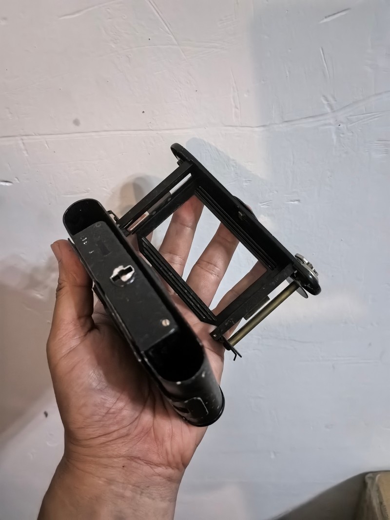 [Product=Camera][Brand=Zeiss Ikon][Model=Piccolette 545_12][Date=20250821][MD5=6bc5f761d814d173556a6191a8f205f4].jpg