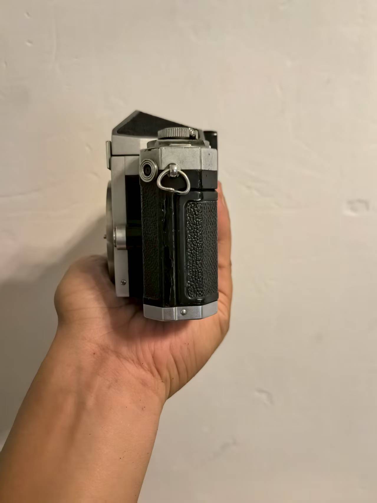 [Product=Camera][Brand=Nikon][Model=F][SN=6464582][Date=20250822][MD5=0371fa4c76f8b3d76fe7bf4170e017b8].jpg