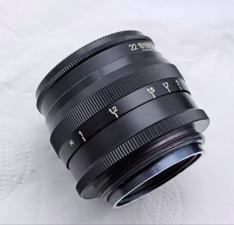 [Product=Lens][Brand=KMZ][Model=ЮПИТЕР-3][FocalLength=50][MaxAPT=1.5][Mount=L39][SN=852000][Frame=135][Date=20250823][MD5=1558a000b10e26b8fa82fd0142108eb0].jpg