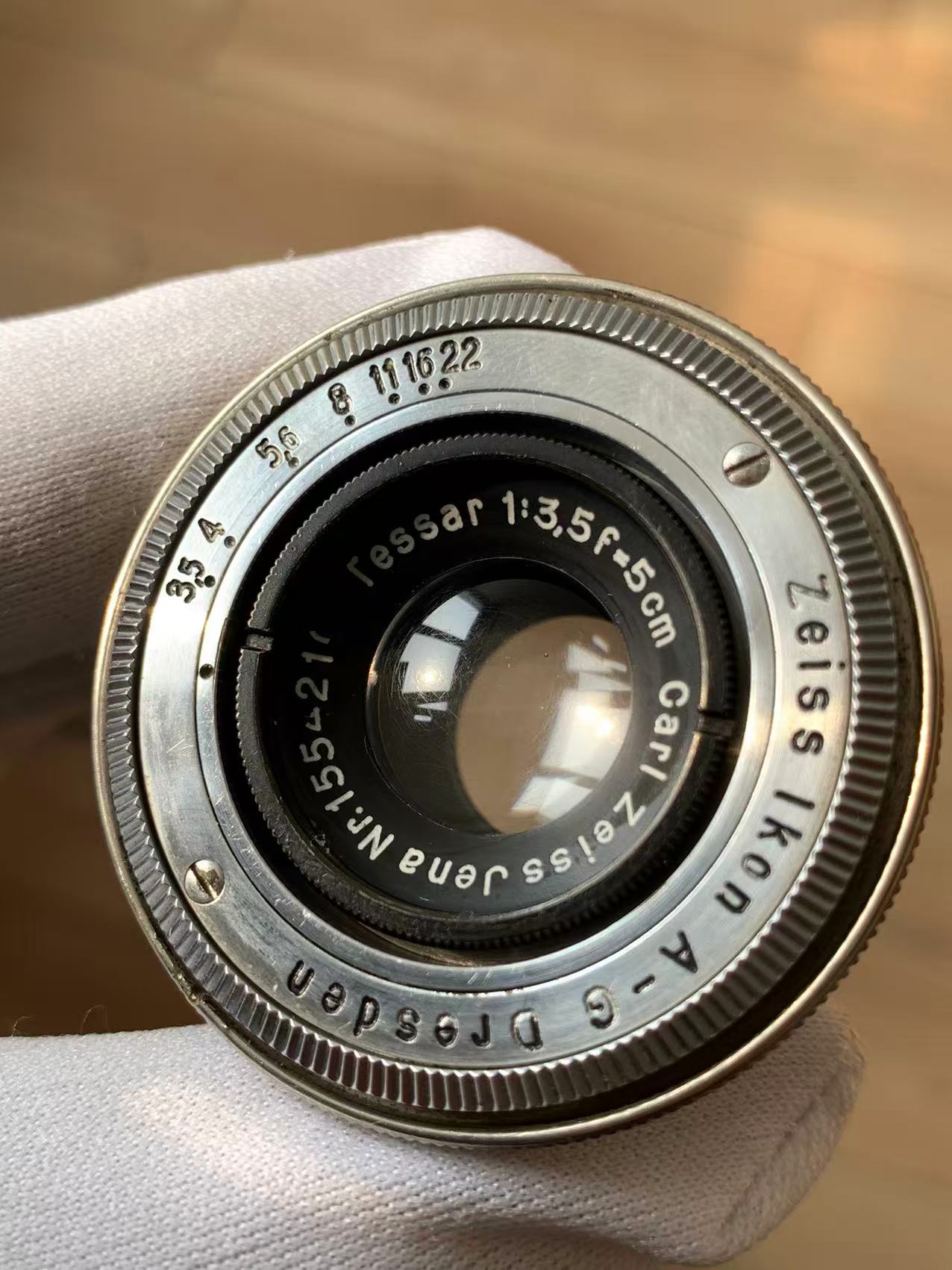 [Product=Lens][Brand=Carl Zeiss Jena][Model=Tessar 50mm F3.5][FocalLength=50][MaxAPT=3.5][Mount=RF][SN=1554210][Date=20250903][MD5=6fefac86a3d2f19787d80084a902cd90].jpg