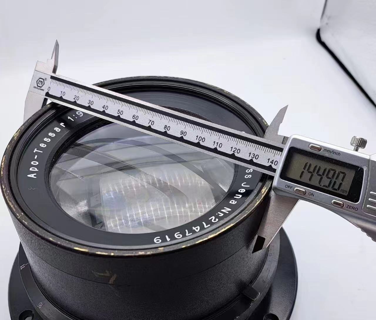[Product=Lens][Brand=Carl Zeiss Jena][Model=APO-Tessar 900mm F9][FocalLength=900][MaxAPT=9][SN=2747919][Date=20241213][MD5=765c7109b0881796f2be3be19bd78fb7].jpg