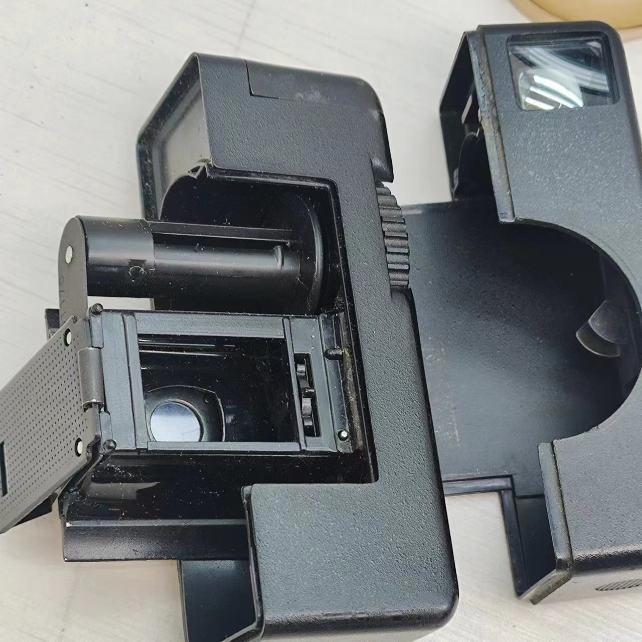 [Product=Camera][Brand=Belomo][Model=АГАТ 18K][Date=20241225][MD5=9e5348824e9d159238b33ba8b1095fa7].jpg