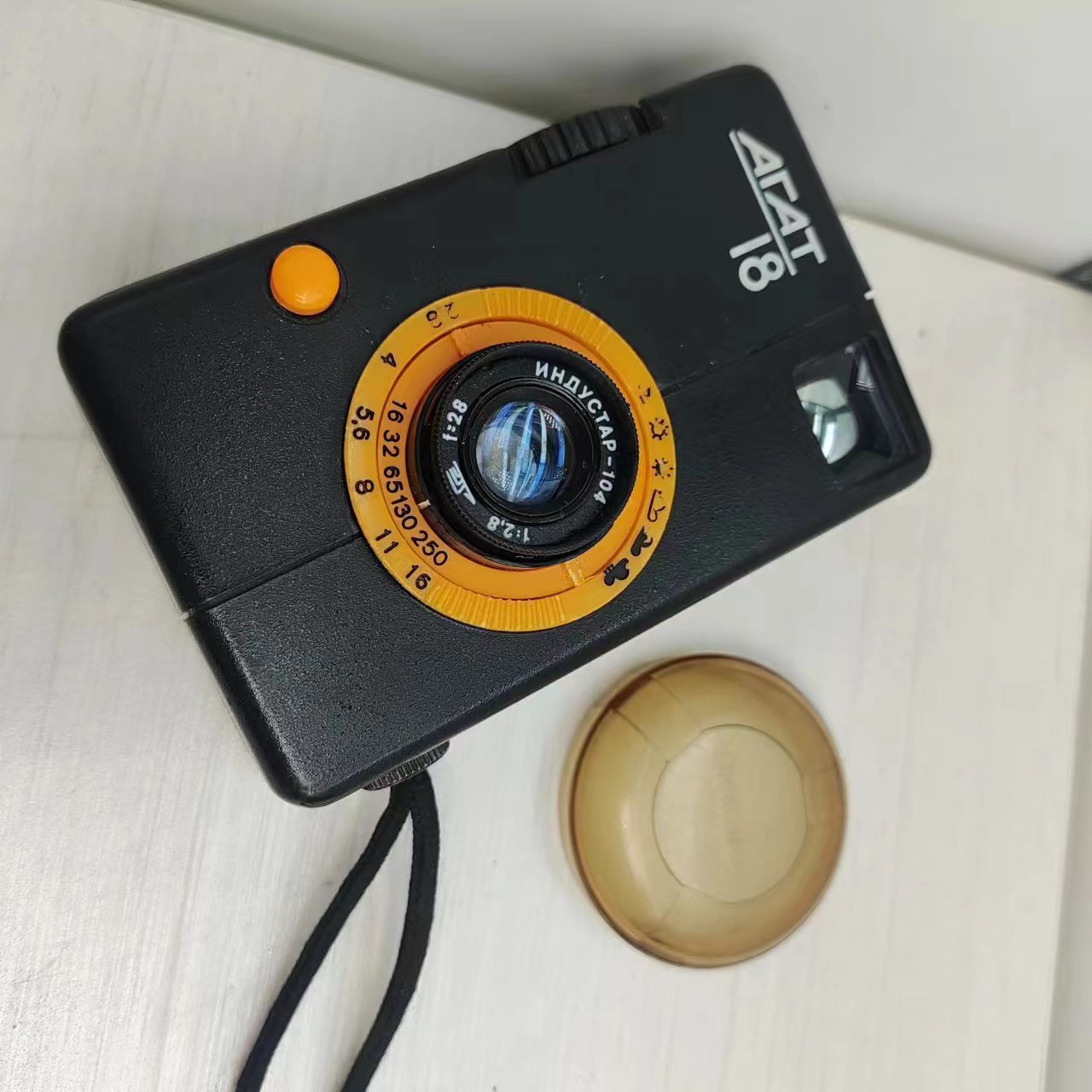 [Product=Camera][Brand=Belomo][Model=АГАТ 18K][Date=20241225][MD5=1407d8919670024437560cb3a8f48070].jpg